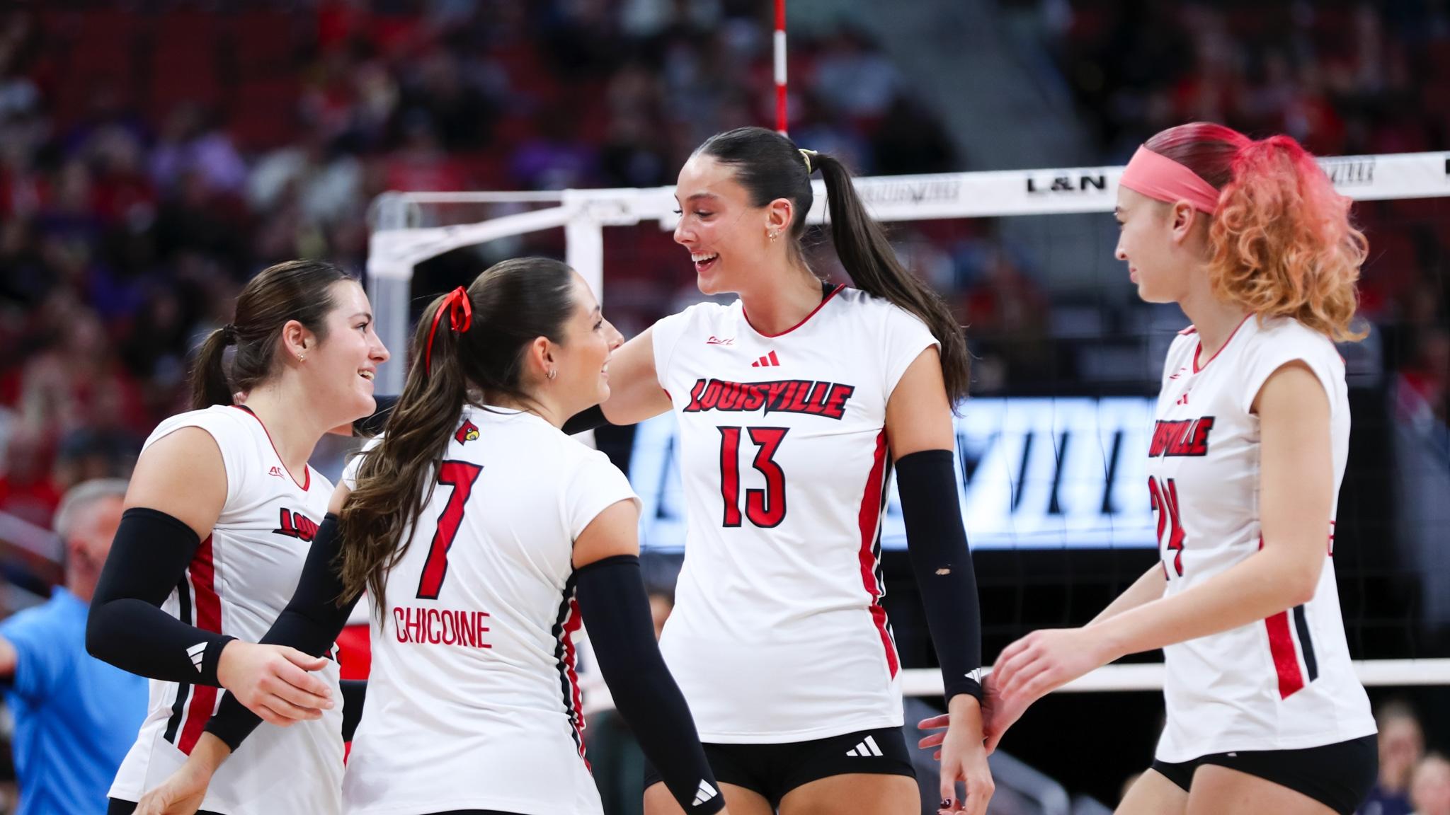 Louisville volleyball defeats Notre Dame